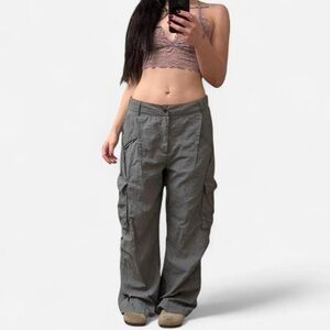 Relaxed Cargo Pants for Women - Gray
